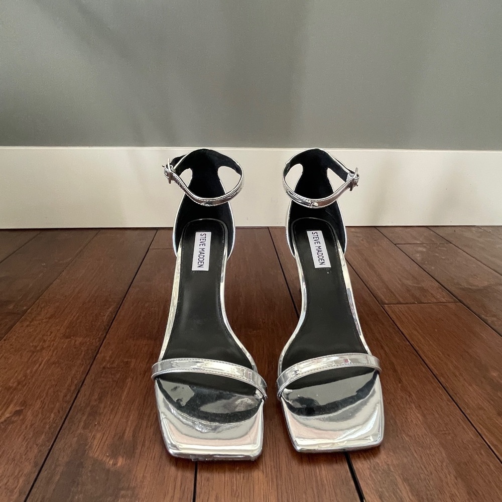 Steve Madden Metallic Silver Heels